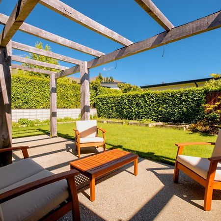 Roys Bay Lodge - Wanaka Holiday Home ภายนอก รูปภาพ